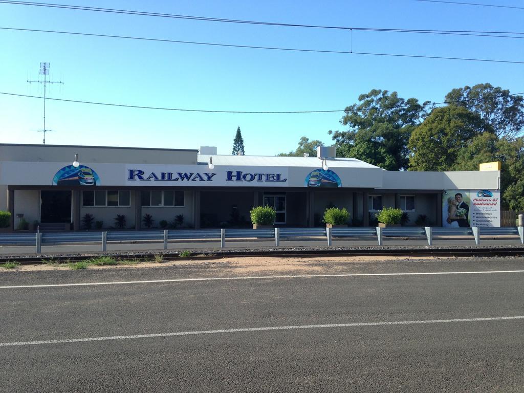 Railway Hotel Bundaberg Exterior foto